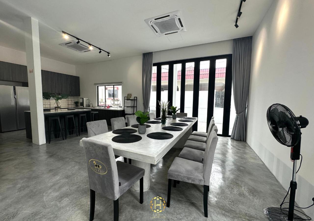 The Luxurious 27, Johor Bahru Villa Eksteriør bilde