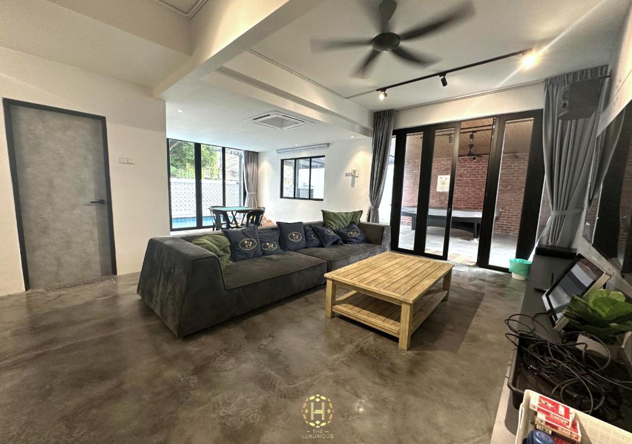 The Luxurious 27, Johor Bahru Villa Eksteriør bilde