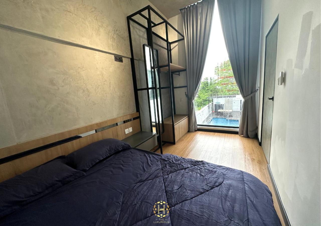 The Luxurious 27, Johor Bahru Villa Eksteriør bilde