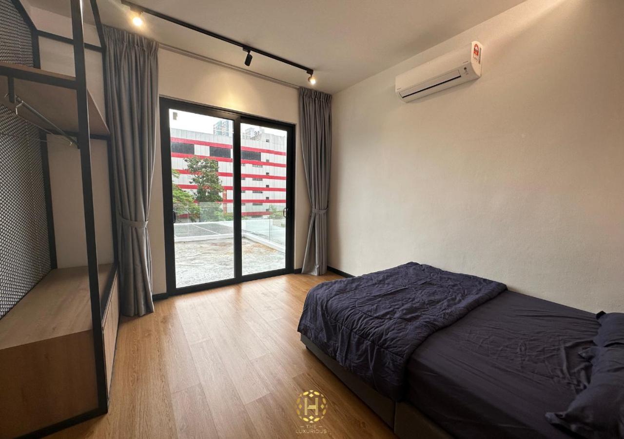 The Luxurious 27, Johor Bahru Villa Eksteriør bilde
